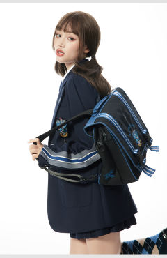 哈利波特联名制服包-资料图