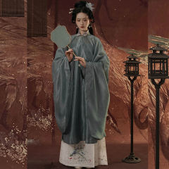  如梦令·长衫-资料图