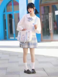 吃货兔兔系列制服包-资料图