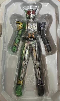 SHF 真骨雕 假面骑士W CycloneJoker Xtreme-资料图