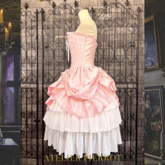 Bustle Corset Dress-资料图