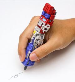 TRANSFORMERS 擎天柱-资料图