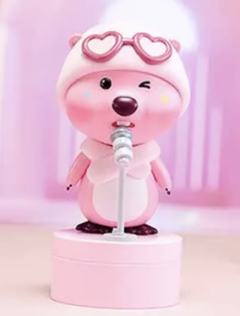 流行歌手-资料图