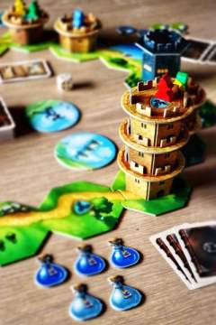 飞塔巫师-资料图