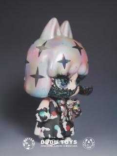 骨蝶·双子魔女-资料图