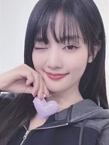 六周年立牌卡 妮