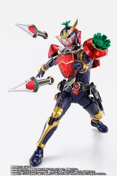 SHF 真骨雕 铠武系列武装变换配件包(菠萝武装与草莓武装)-资料图