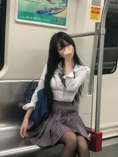 赤缇·格裙-资料图