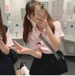 蝴蝶女中·衬衫-资料图