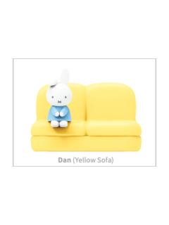 Dan（Yellow Sofa）