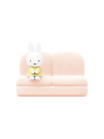 隐藏款-miffy(Light Orange Sofa）