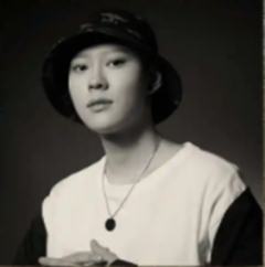 李泓辰