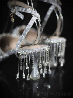 莉莉丝的蝴蝶-资料图