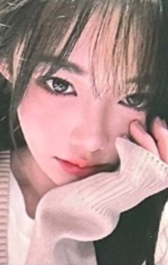 胡晓慧《给未来的我们》主题小卡 VER.E
