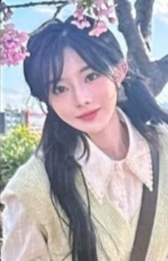 胡晓慧《给未来的我们》主题小卡 VER.A