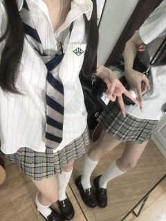 冈冈·格裙-资料图