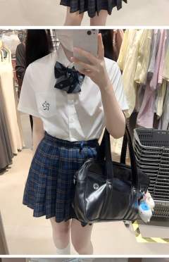 蓝色刺绣·衬衫-资料图