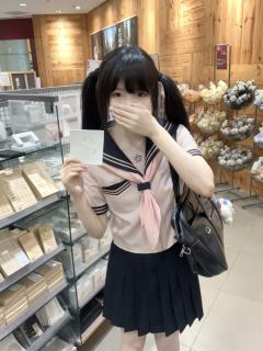 明柯女子·夏服套装-资料图