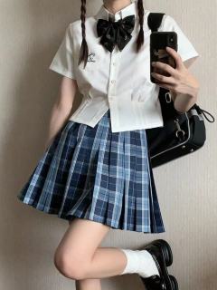 苍蓝星·格裙-资料图