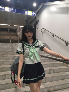 薄荷中·夏服套装-资料图