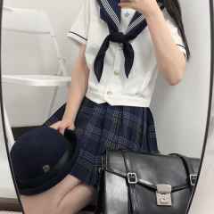 澄·格裙-资料图