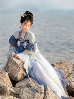 龙女赋-资料图
