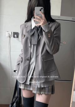 御奈女子·西服-资料图