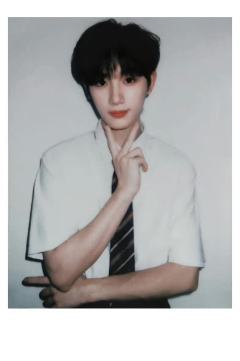 四周年游思铭隐藏拍立得2