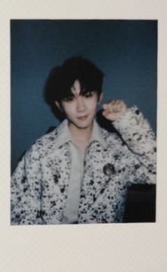 四周年演唱会拍立得1 ver.C