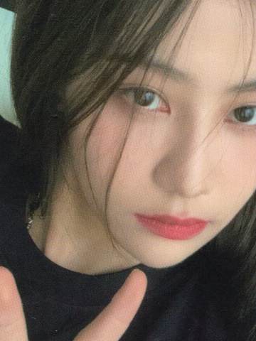 袁一琦《Last Chapter》特别小卡 VER.A