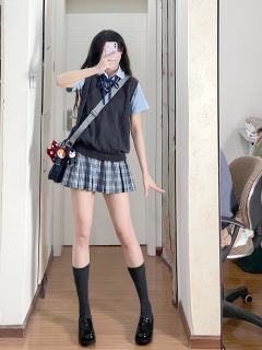 夏云·格裙-资料图
