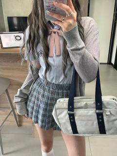 夏云·格裙-资料图