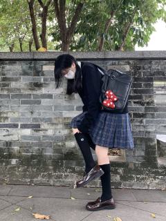 藤奈川·格裙-资料图