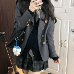 芥绿·格裙-资料图