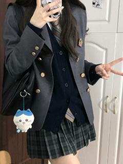 芥绿·格裙-资料图