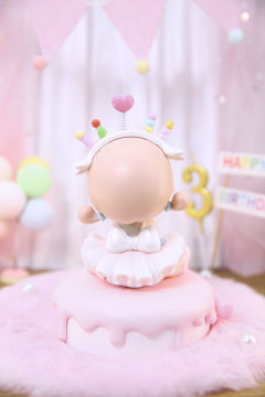 A赏-周年款-小天鹅蛋糕-资料图