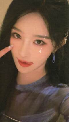 周诗雨 TOP48汇报单自拍小卡ver.B