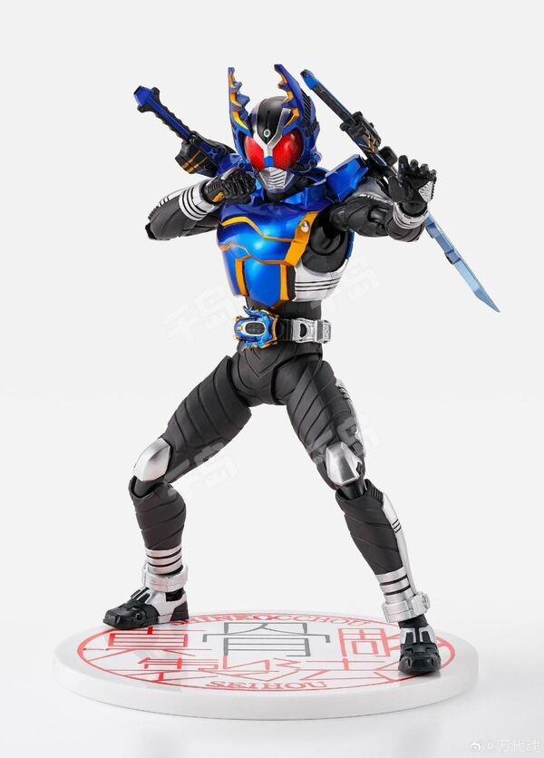 SHF 真骨雕假面骑士钢斗王骑士形态真骨雕制法10周年纪念版| S.H.