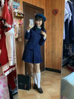青嘢高校·西服套装-资料图