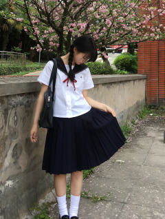 水手领衬衫·夏服套装-资料图