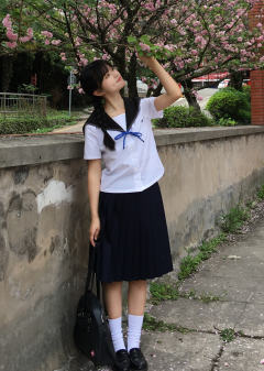 水手领衬衫·夏服套装-资料图