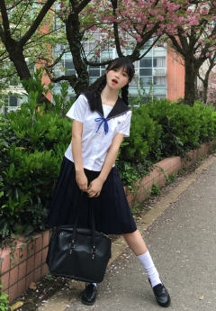 水手领衬衫·夏服套装-资料图