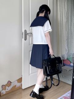 花井中·夏服套装-资料图