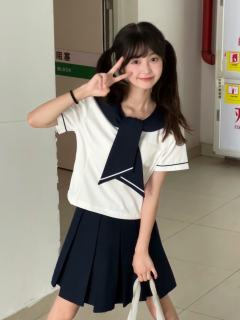 花井中·夏服套装-资料图