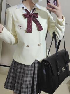 双排扣收腰·西服-资料图