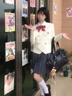 双排扣收腰·西服-资料图