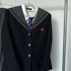 御奈高·西服-资料图