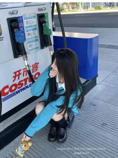 小澈·毛衣-资料图