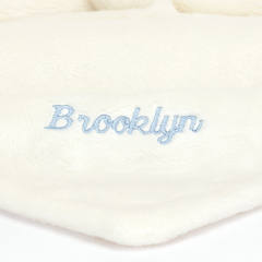 定制刺绣害羞海盗狗安抚巾-资料图