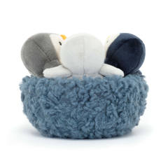 Nesting Penguins-资料图